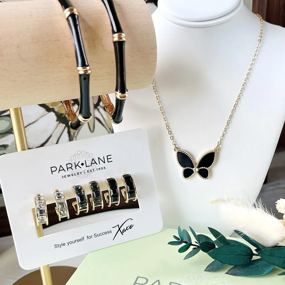 Park Lane September 2025 Sparkle Box - Bindi - Picture 2 of 4